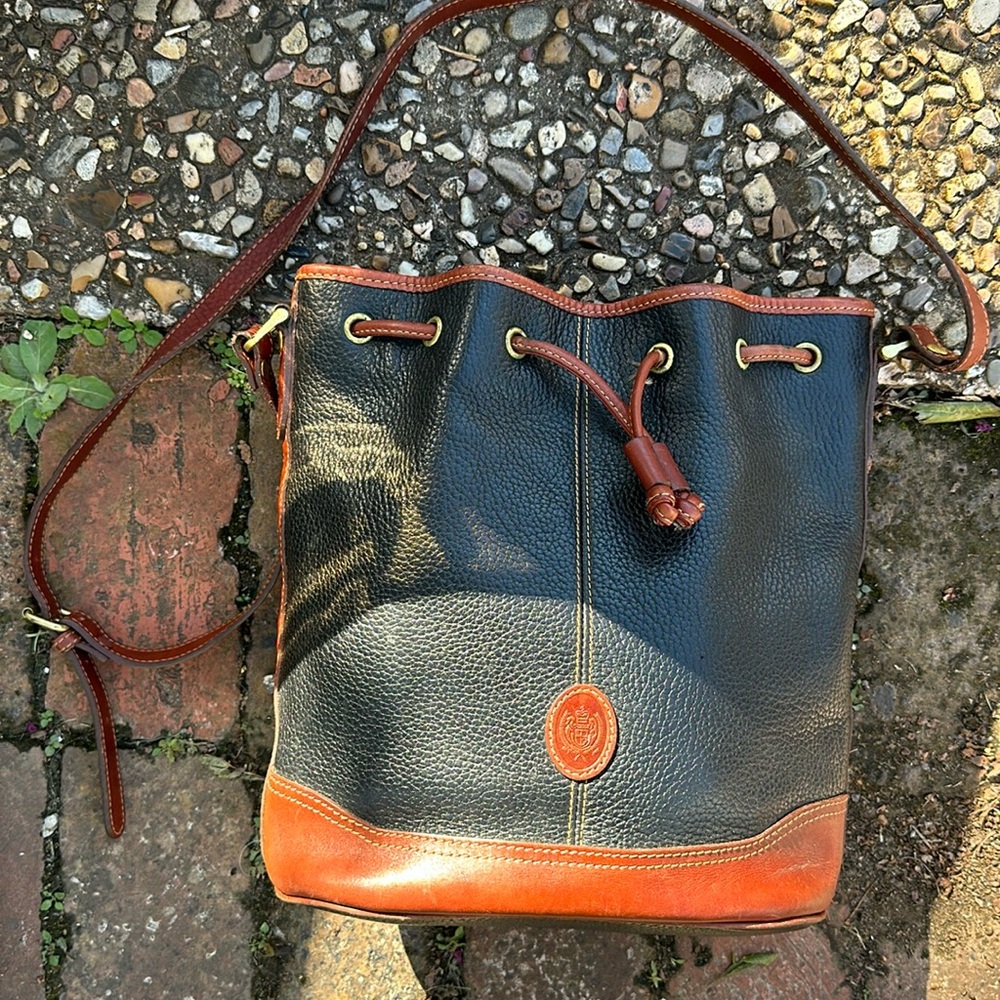 Liz Claiborne vintage boho bag  black and tan